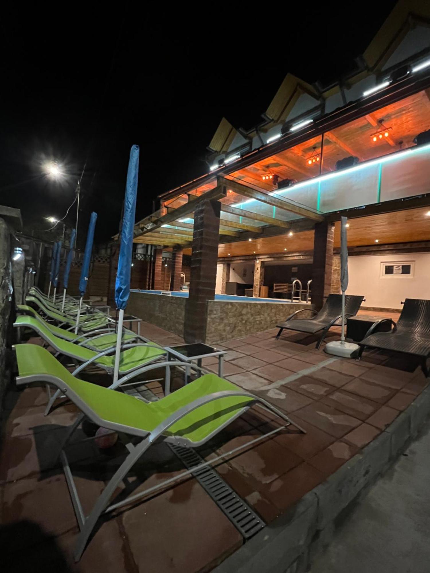 Gasthaus Casa Kugler Anina Dış mekan fotoğraf