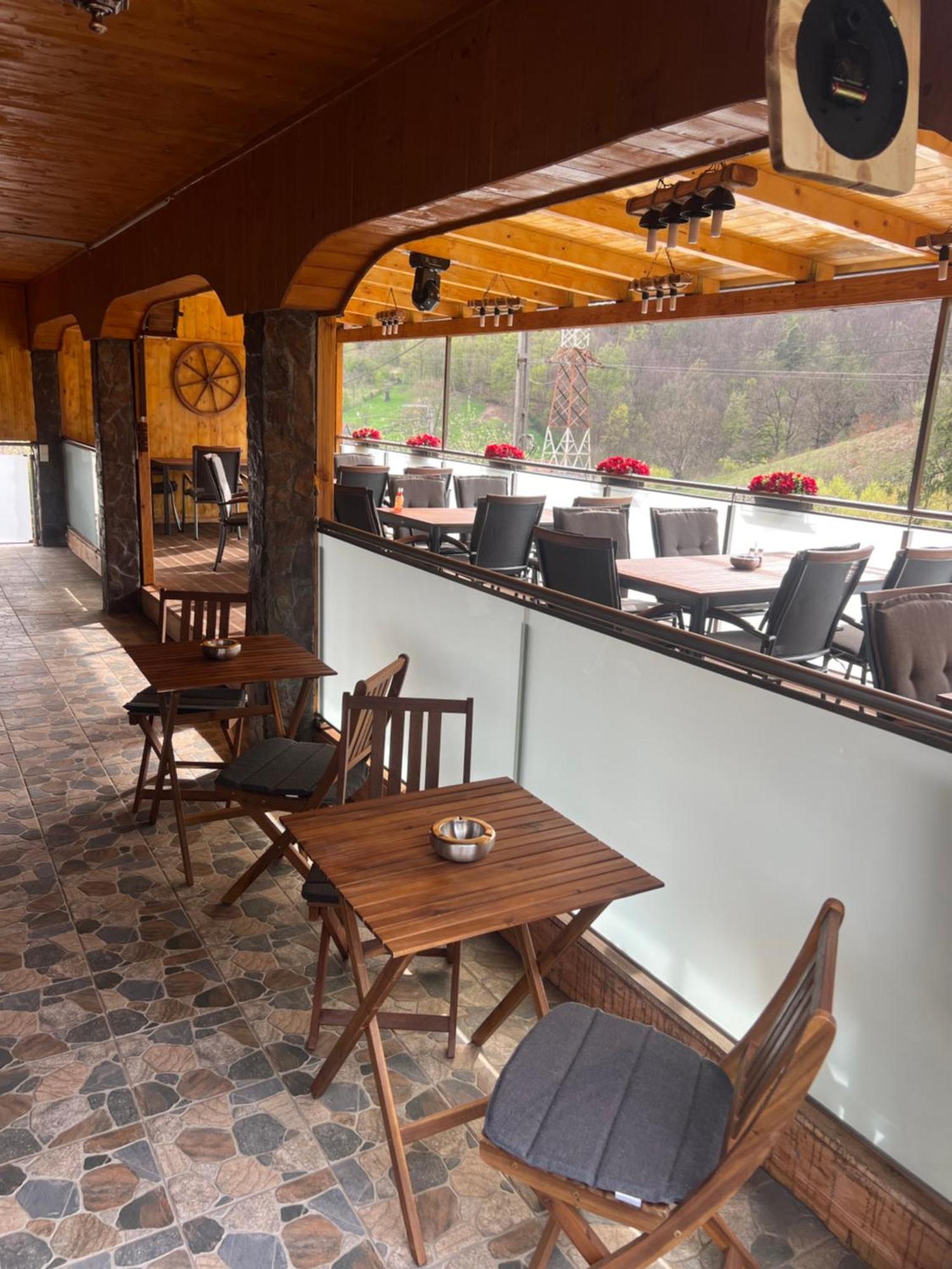 Gasthaus Casa Kugler Anina Dış mekan fotoğraf